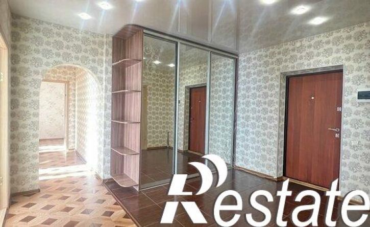 3-комн квартира улица Чкалова, 40,  д. 40