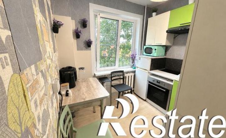 2-комн квартира улица Генерала Фролова, 9А,  д. 9А