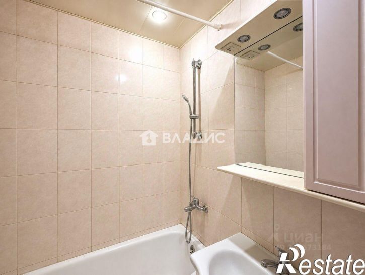 2-комн квартира Гвардейская улица, 48А,  д. 48А