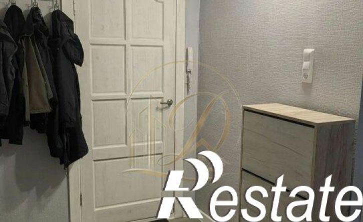 3-комн квартира улица Антонова, 9,  д. 9