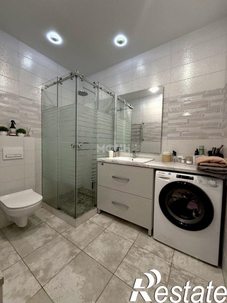 5-комн квартира улица Ровио, 4А,  д. 4А
