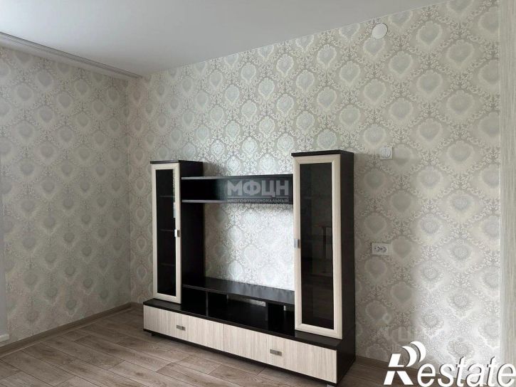 3-комн квартира улица Ровио, 10,  д. 10