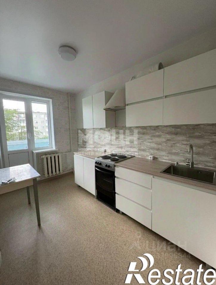 3-комн квартира улица Ровио, 10,  д. 10