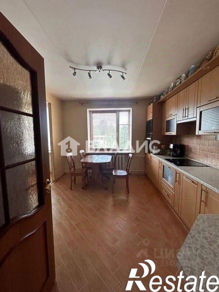 4-комн квартира улица Калинина, 57А,  д. 57А