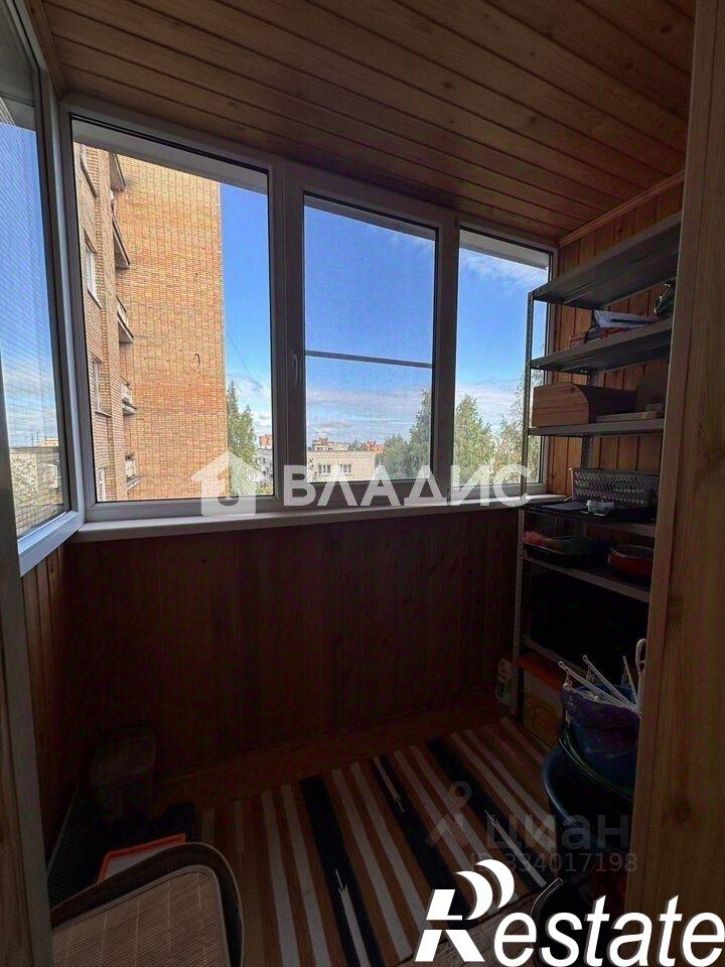 4-комн квартира улица Калинина, 57А,  д. 57А
