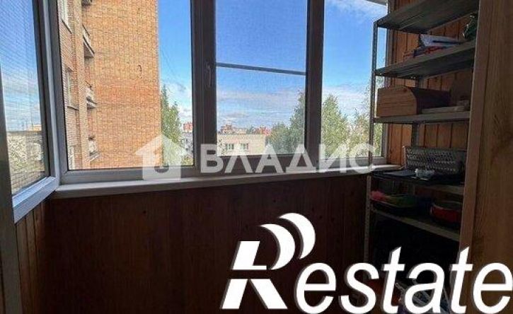 4-комн квартира улица Калинина, 57А,  д. 57А