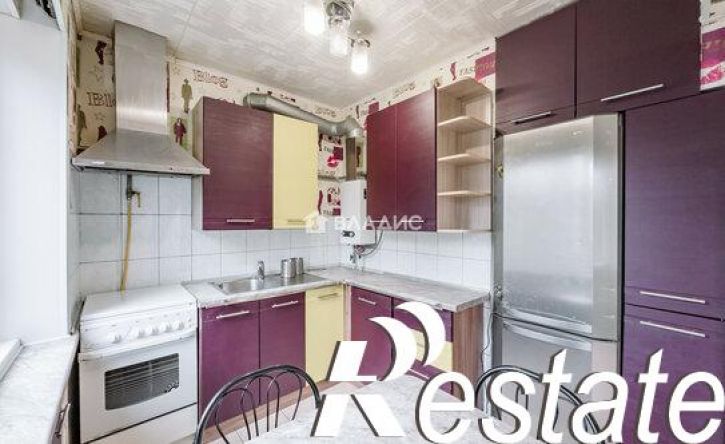 4-комн квартира Нойбранденбургская улица, 16,  д. 16