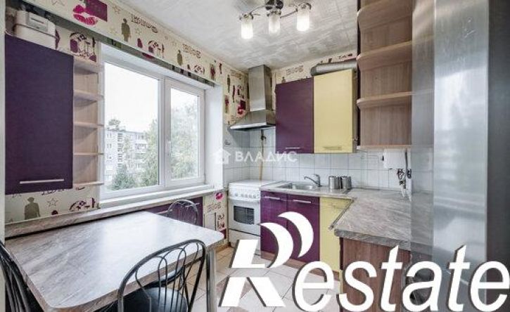 4-комн квартира Нойбранденбургская улица, 16,  д. 16