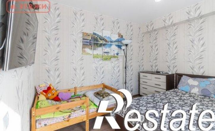 4-комн квартира улица Лизы Чайкиной, 4,  д. 4