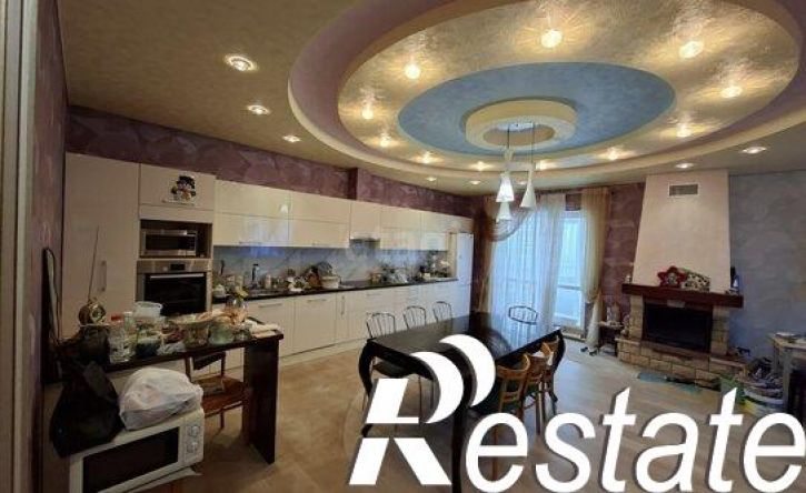 4-комн квартира Солнечная улица, 11А,  д. 11А