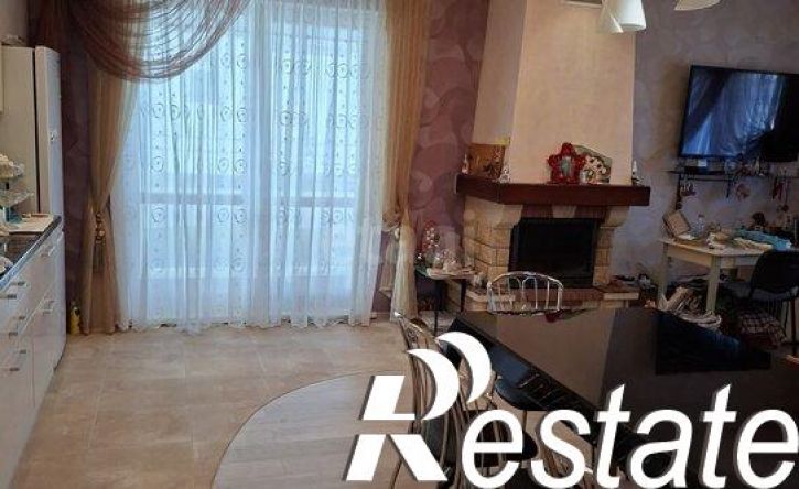 4-комн квартира Солнечная улица, 11А,  д. 11А